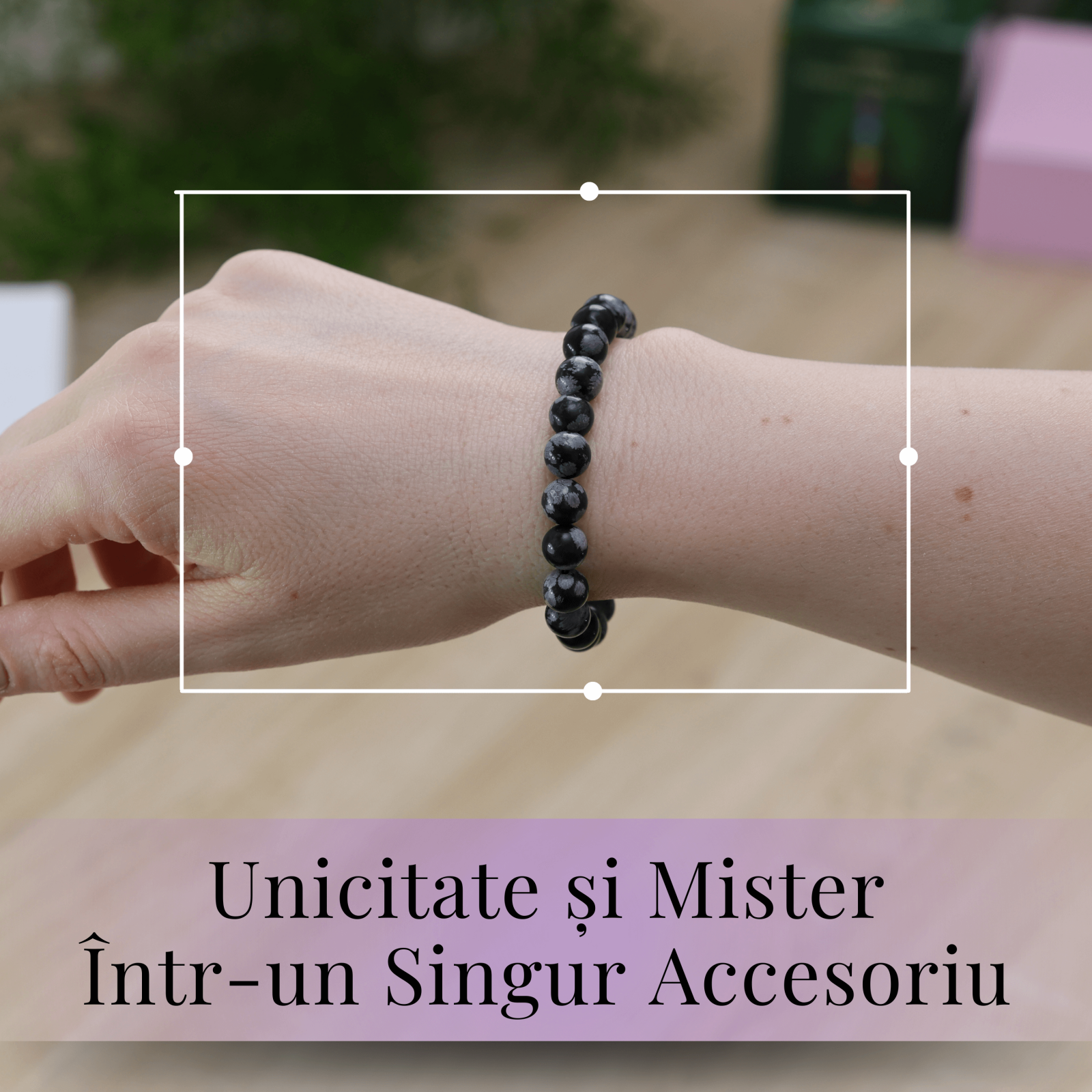 Bratara Elastica cu Margele Naturale de 8mm din Obsidian Fulg de Nea