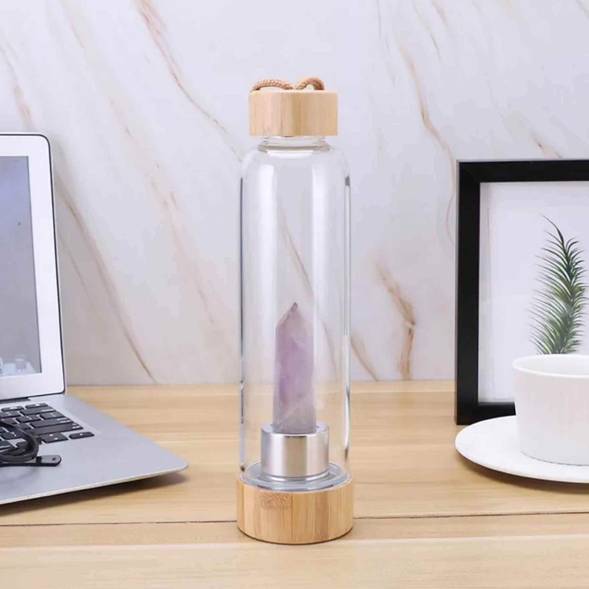 Sticla pentru apa cu varf cristal Ametist si Bambus