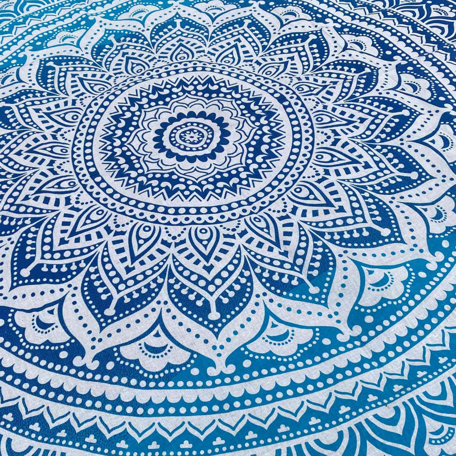 Panza Rotunda 125 cm pentru Plaja cu Model Mandala, Realizata Manual - Covor Indian din Bumbac pentru Decor Boho/Masa/Exercitii de Yoga si Picnic