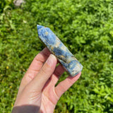 Turn cristal natural Kianit albastru 9 -10 cm