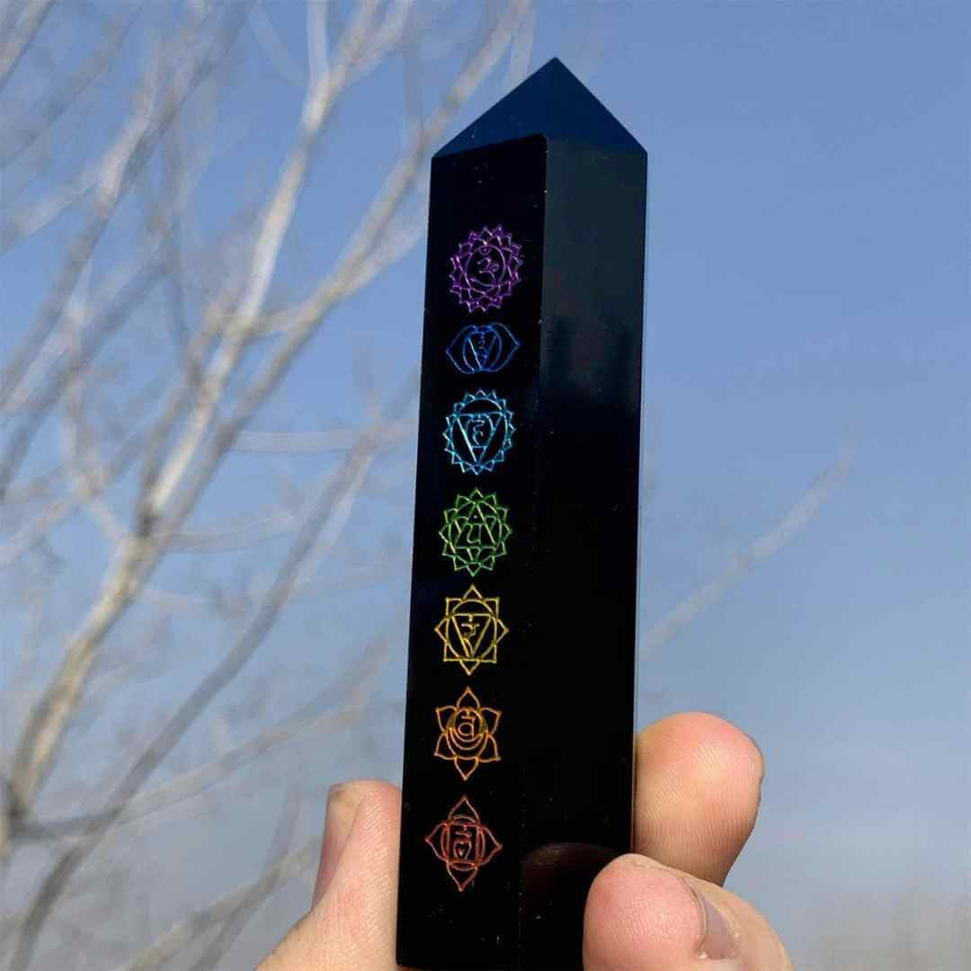 Turn de cristal din Obsidian Negru 9-10 cm cu cele 7 Chakre