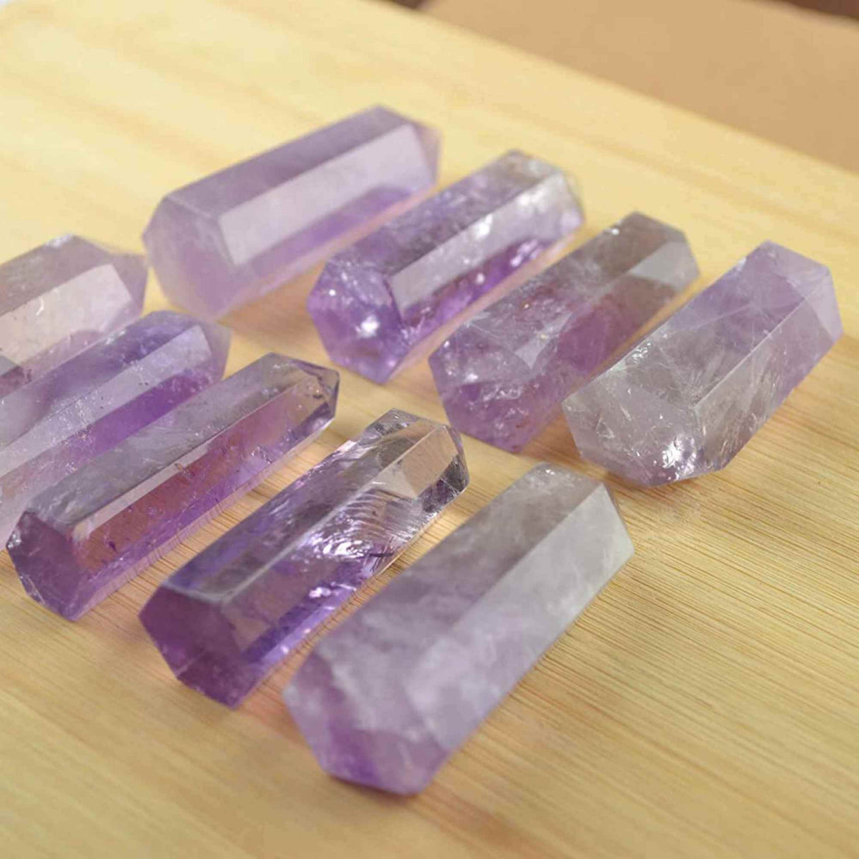 Turn de cristal semipretios vindecator hexagonal Ametist