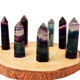 Turn din cristal natural Fluorit Curcubeu 9-10 cm: Adauga un strop de culoare si energie in viata ta