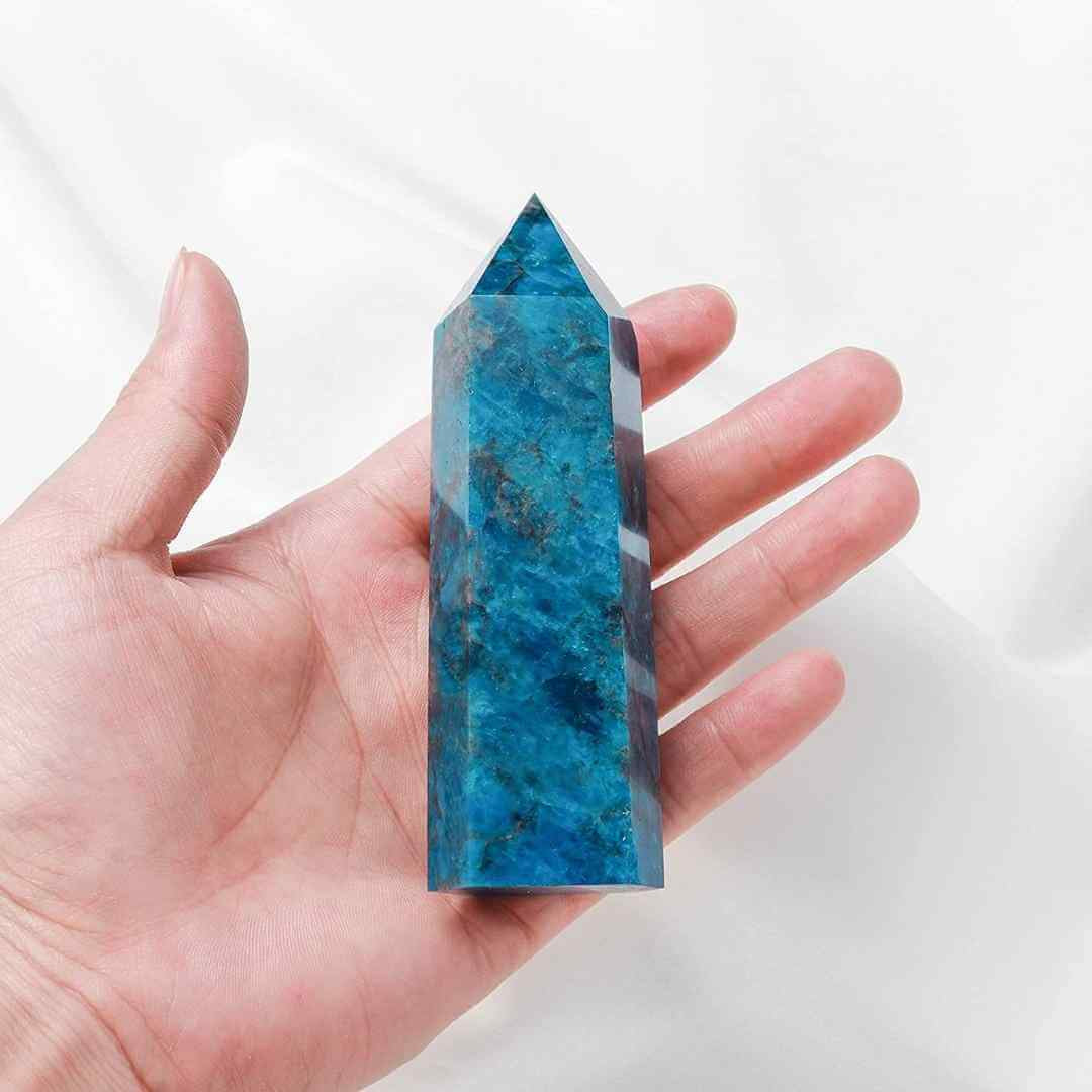 Turnul de cristal natural Apatit Albastru 9-10 cm